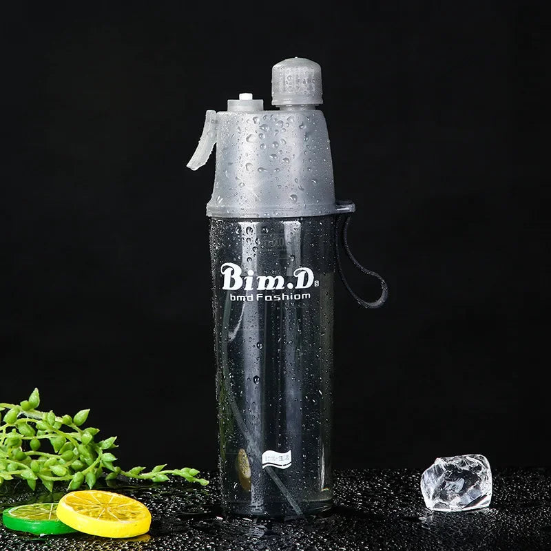 600ML Transparent Misting Water Bottle Sports Water Bottle with Spray Mist for Outdoor Hydration Mist Plastic Water Bottle