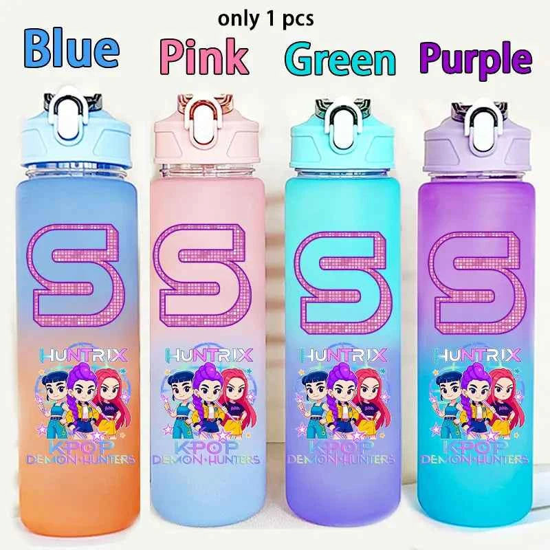 750ML Straw Plastic Water Bottle K-Pop Demon Hunters Letter Children's Anime Gradient Water Bottle Birthday Gift Rumi Mira Zoey