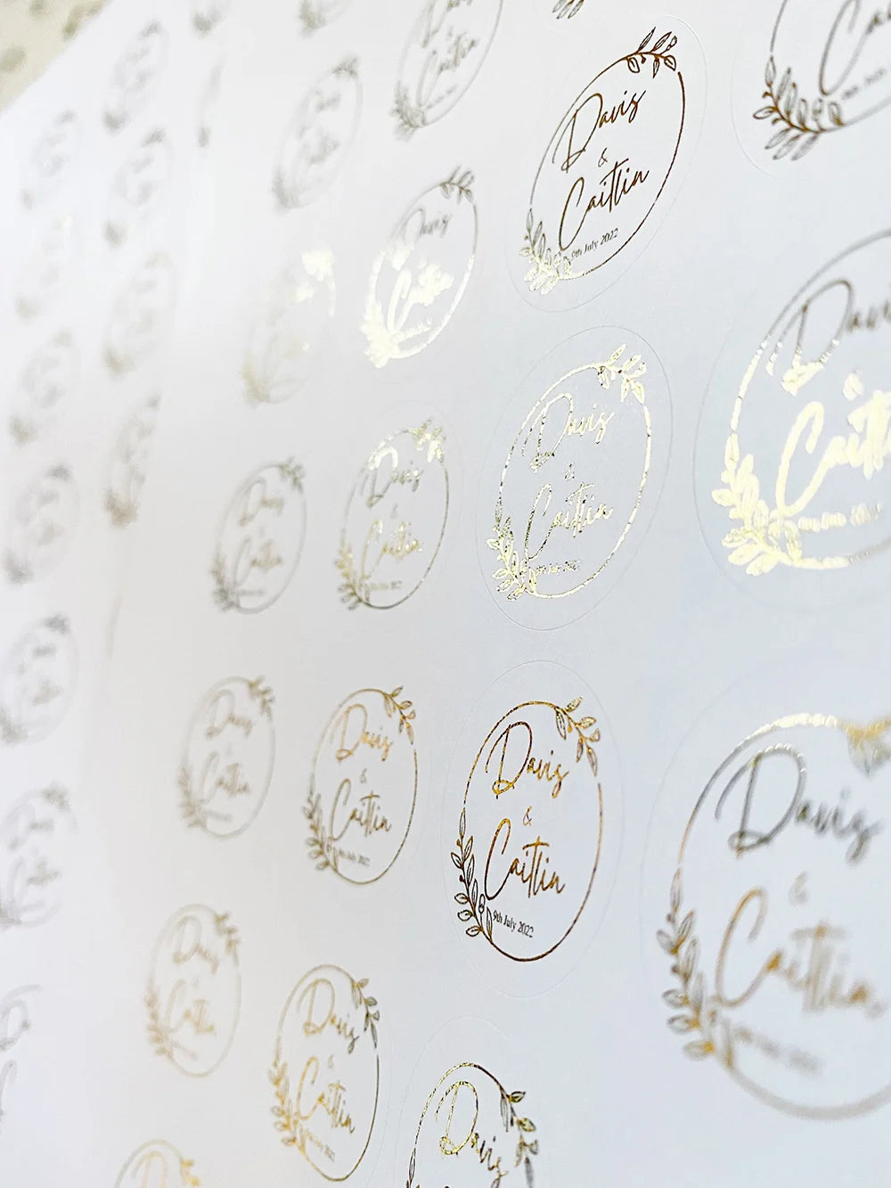 Custom 50pcs Round Gold Foil Clear Label Stickers Wedding Party Envelope Gift Bag Candles Box Pack Cookie Thank You Stickers