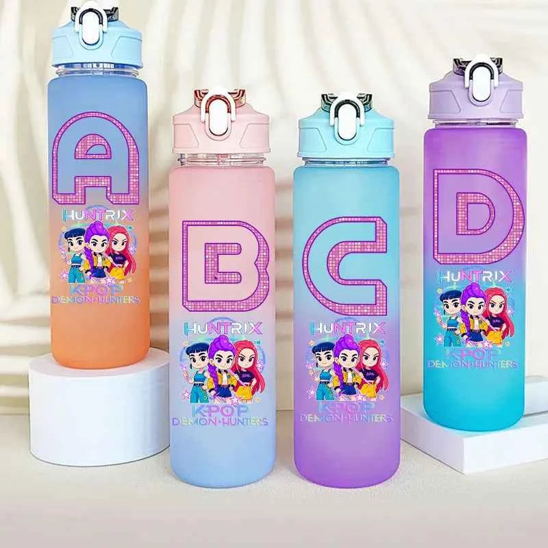 750ML Straw Plastic Water Bottle K-Pop Demon Hunters Letter Children's Anime Gradient Water Bottle Birthday Gift Rumi Mira Zoey