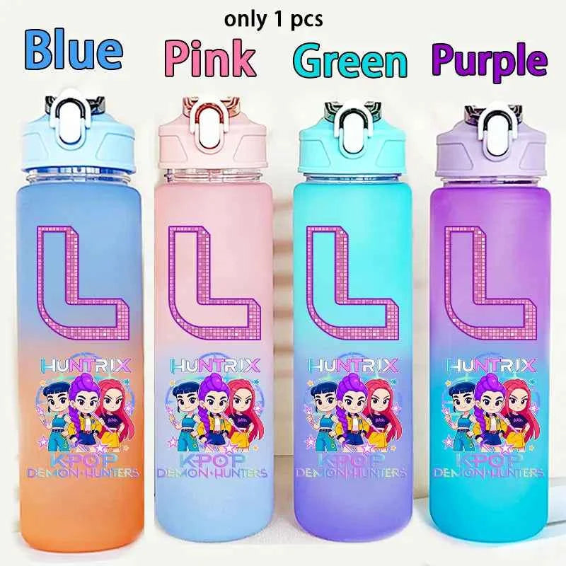 750ML Straw Plastic Water Bottle K-Pop Demon Hunters Letter Children's Anime Gradient Water Bottle Birthday Gift Rumi Mira Zoey