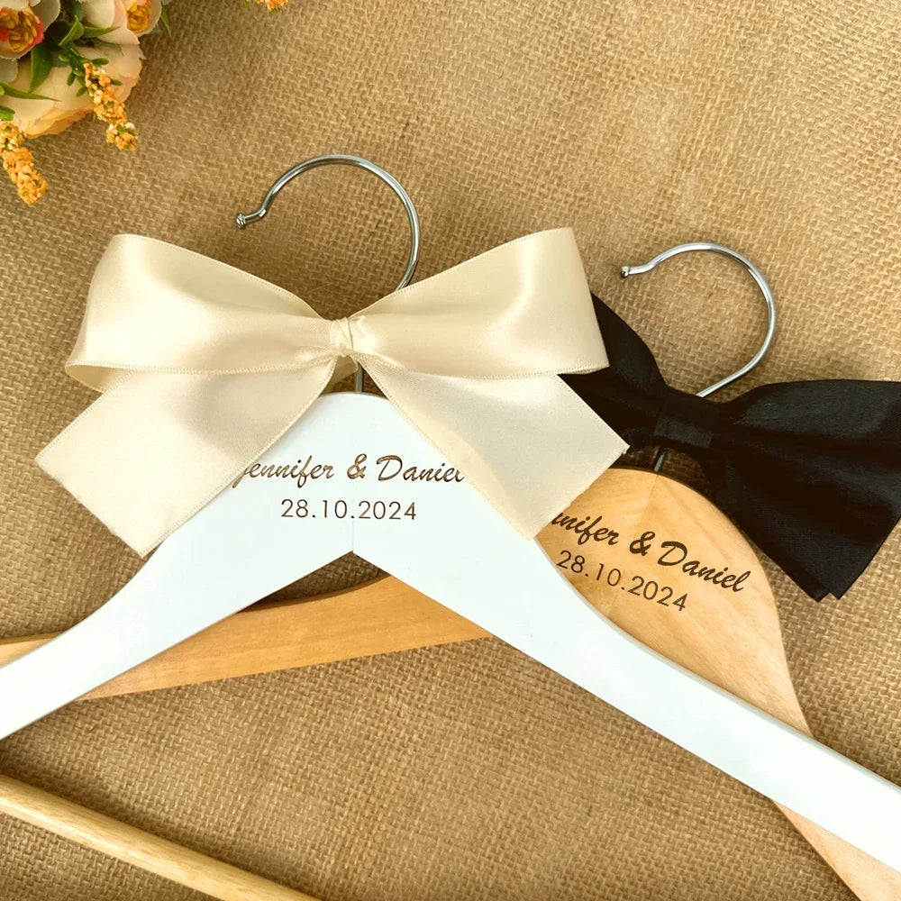 Custom Bridal Hanger Set - Personalized Wedding Gift