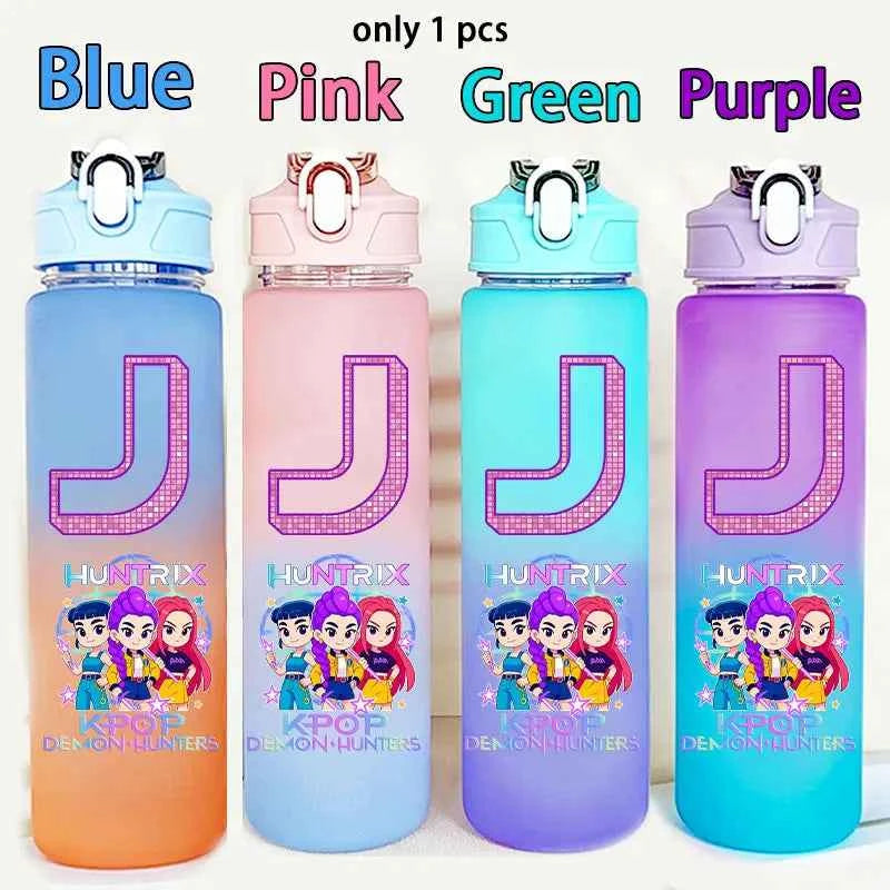 750ML Straw Plastic Water Bottle K-Pop Demon Hunters Letter Children's Anime Gradient Water Bottle Birthday Gift Rumi Mira Zoey