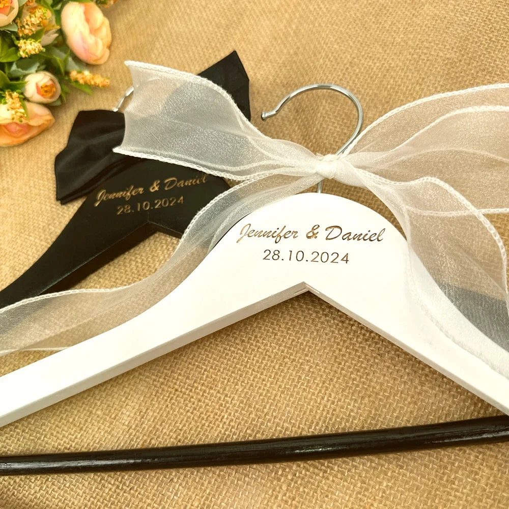 Custom Bridal Hanger Set - Personalized Wedding Gift