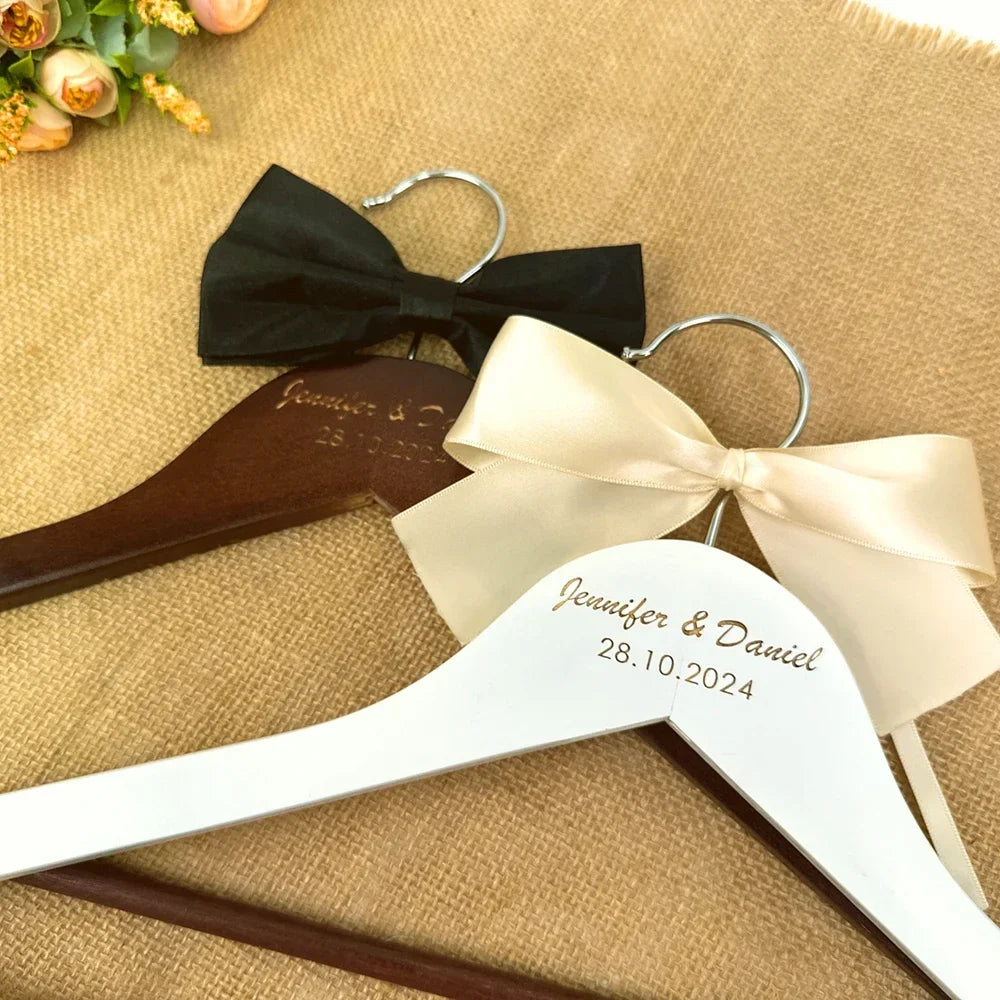 Custom Bridal Hanger Set - Personalized Wedding Gift