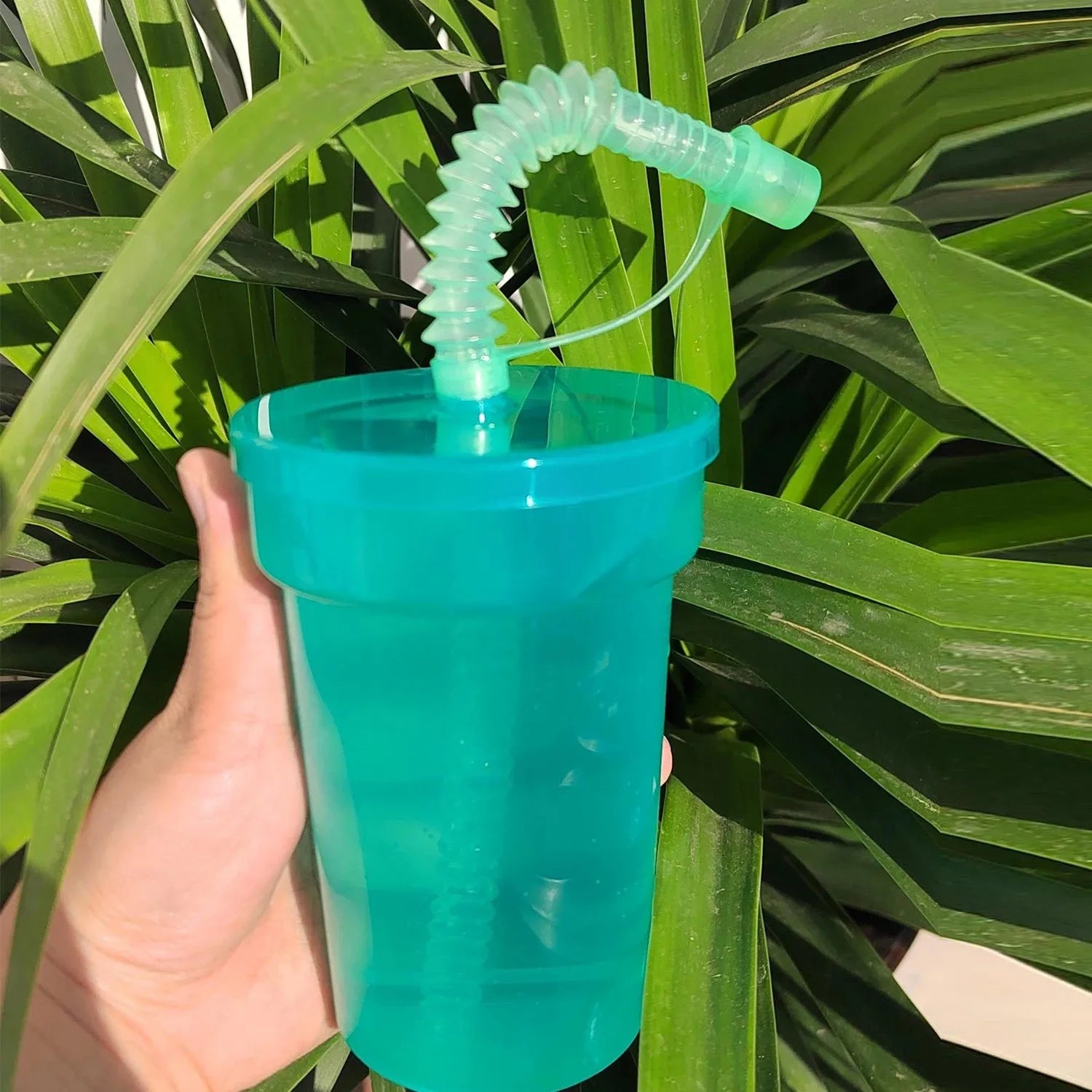 1-30PCS Neon Sipper Cups - Colorful Spill-Proof Cups with Lids and Straws - Ideal for School Events, Themed Parties and Birthda