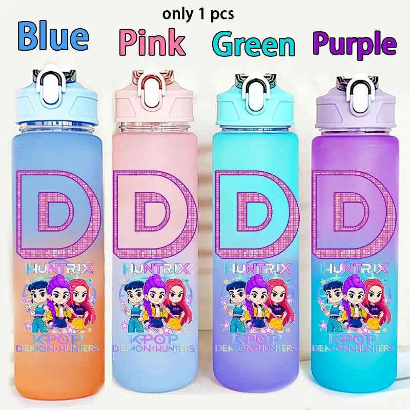 750ML Straw Plastic Water Bottle K-Pop Demon Hunters Letter Children's Anime Gradient Water Bottle Birthday Gift Rumi Mira Zoey